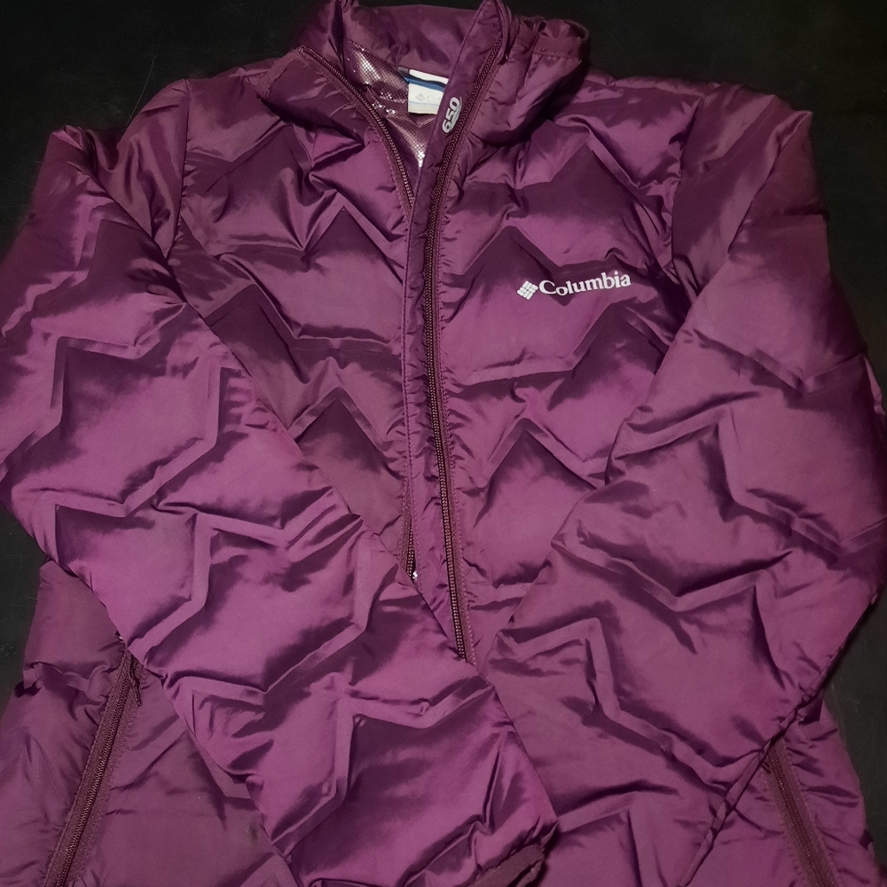 Columbia Walker Mill Heat Seal 650 Down Jacket , New without tags .